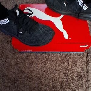 PUMA Men's Black Athletic Sneakers